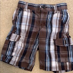 Boys gap 4T brown, blue white plaid shorts.
